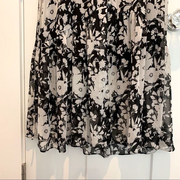 Sanctuary Florence Puff Sleeve V-Neck Maxi Dress 
Black Ivory Women’s Size 6 - Picture 8 of 12